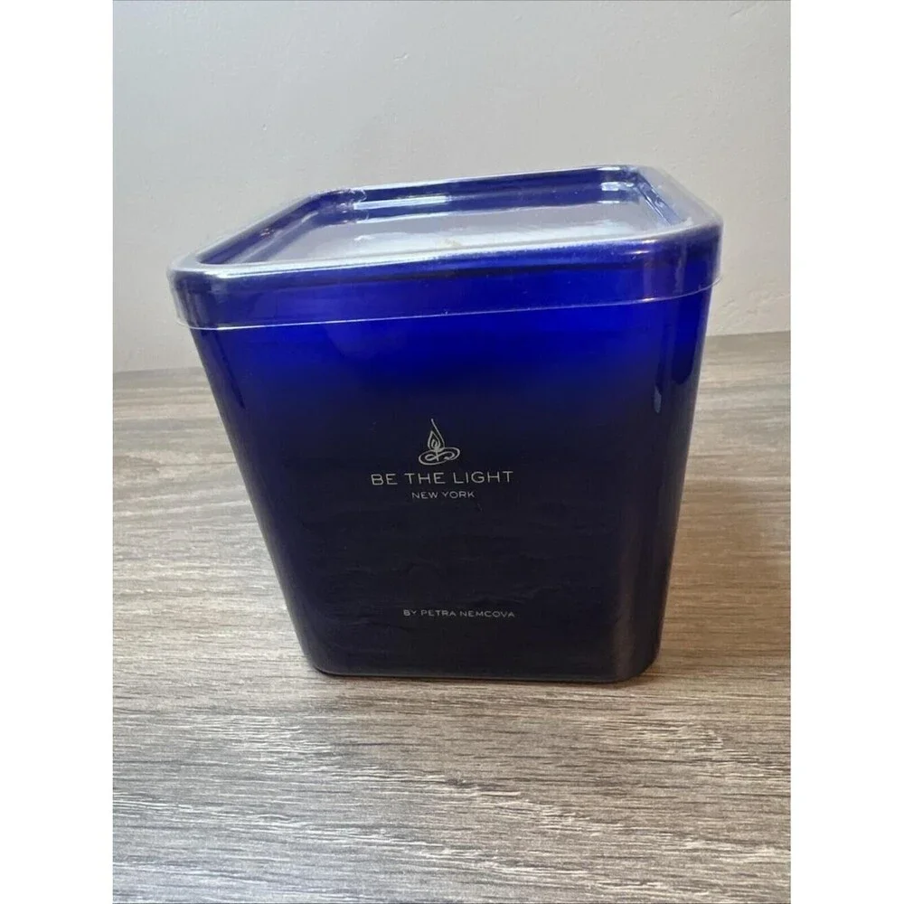 Be The Light NY American Bluebell Bliss By Petra Nemcova Candle BNIB